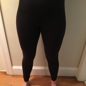 Black Wunder Under Lulu Leggings